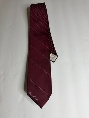 Oscar de la Renta Burgundy Diagonal Stripe Silk Tie